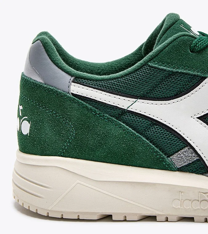 Кроссовки мужские Diadora N902 Hairy Suede Black/White/Lunar Rock/Eden