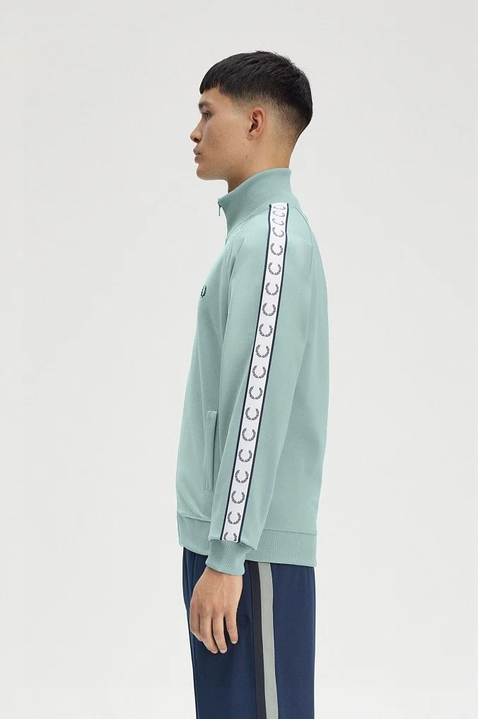 Олимпийка Fred Perry Taped Track Jacket