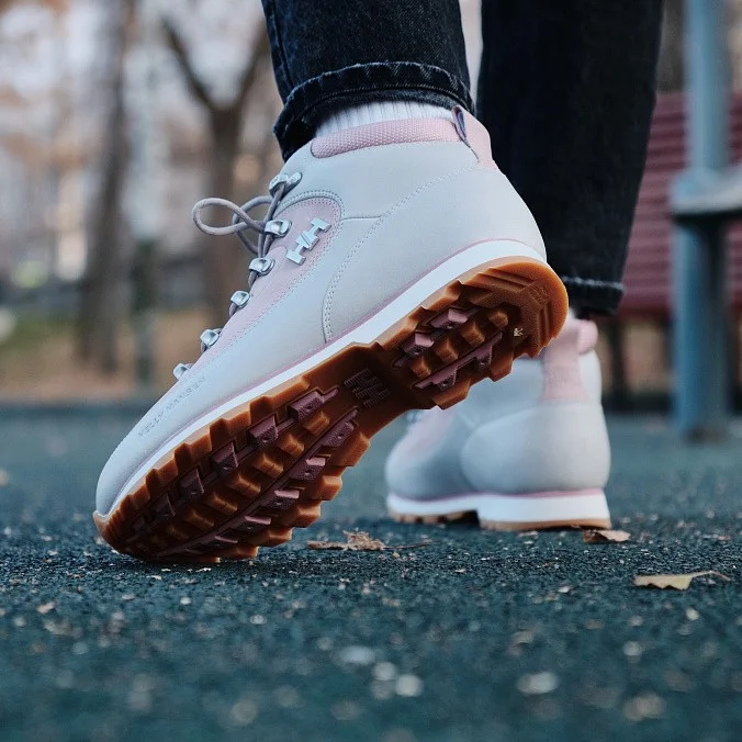 Ботинки женские зимние Helly Hansen W The Forester Silver Cloud