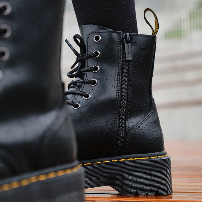Ботинки женские Dr. Martens Jadon Platform