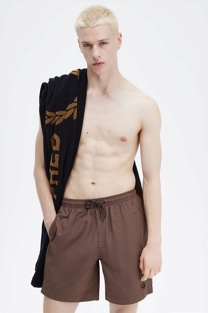 Полотенце Fred Perry Branded Beach Towel